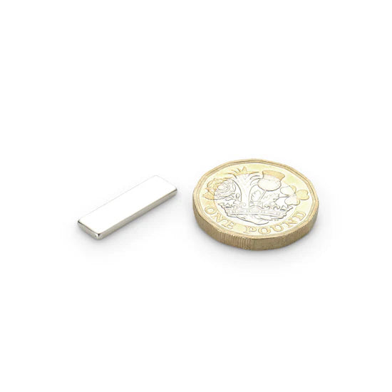 Neodymium Block Magnet with Plastic Spacers, 20mm x 6mm x 1.5mm N35 Nickel Plated (A)